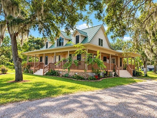 216 Castillo Rd., Ruskin, FL 33570