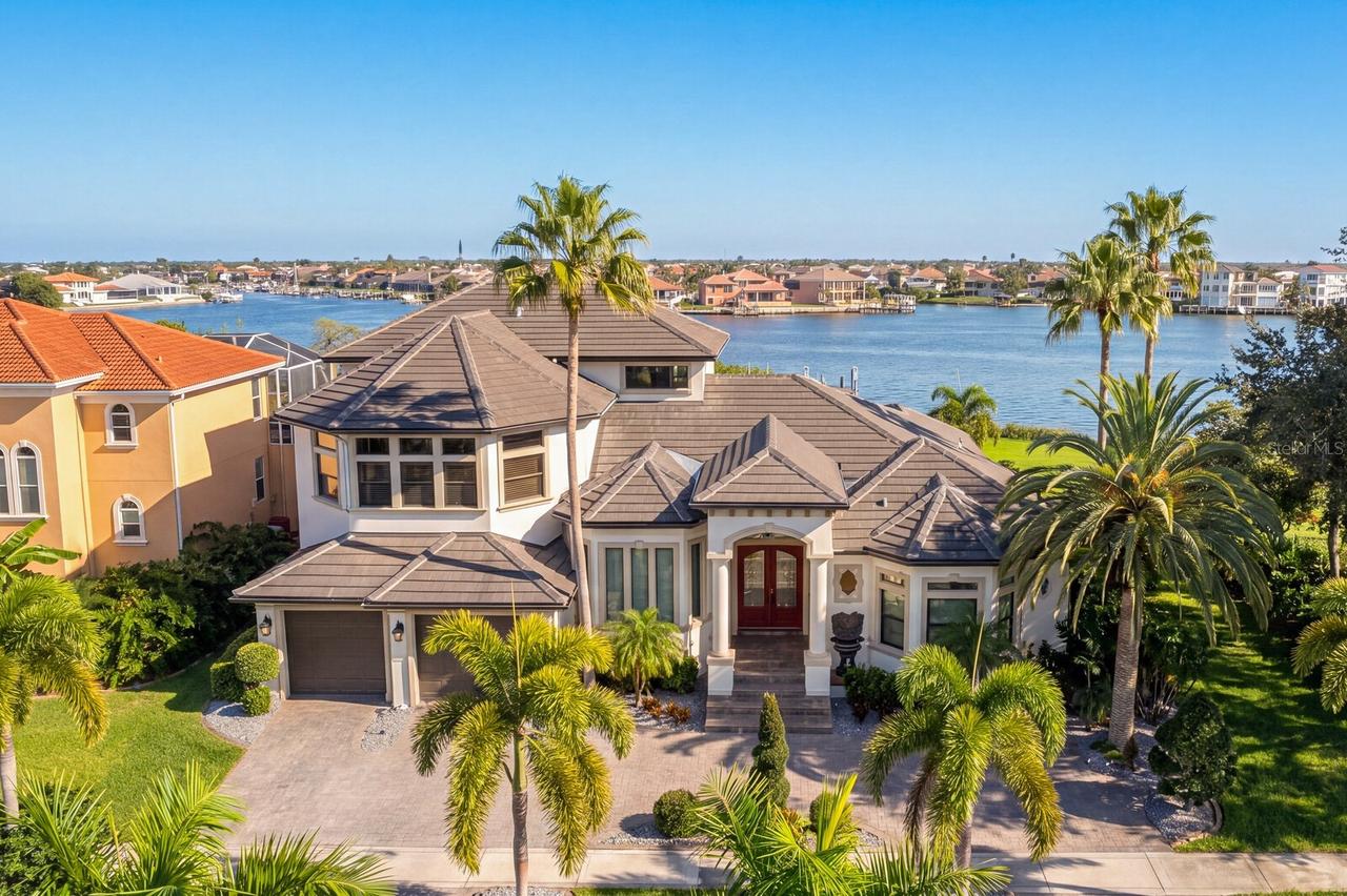 1317 Jumana Loop, Apollo Beach, FL 33572