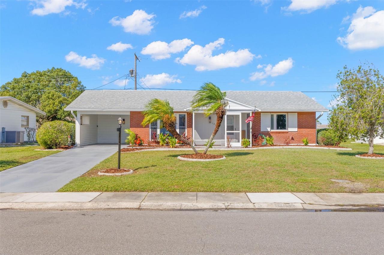 1220 Valley Forge Blvd., Sun City Center, FL 33573