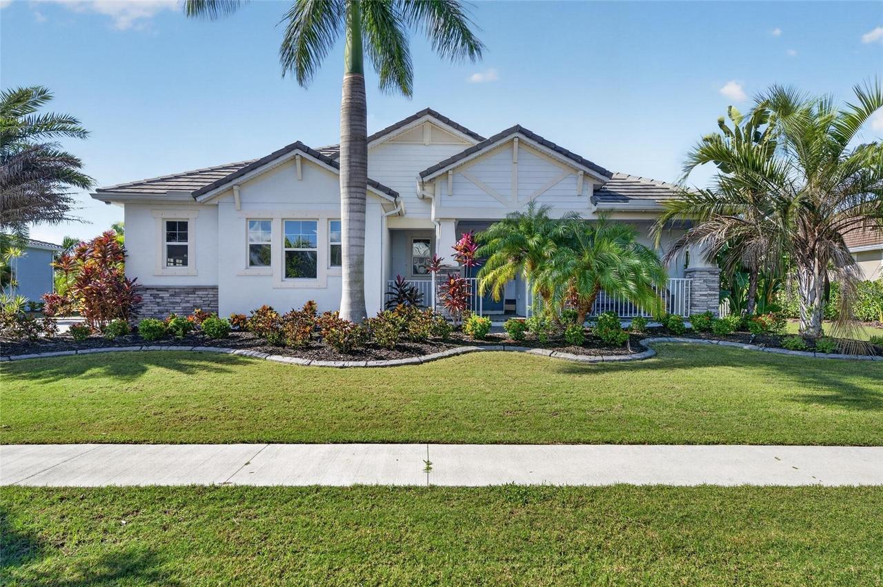 816 Manns Harbor Dr., Apollo Beach, FL 33572
