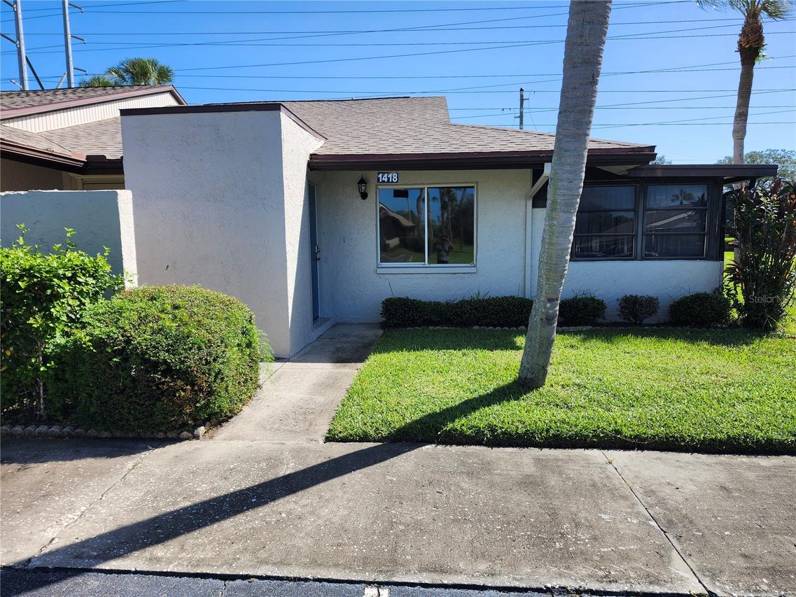 1418 14th Cir., Largo, FL 33771
