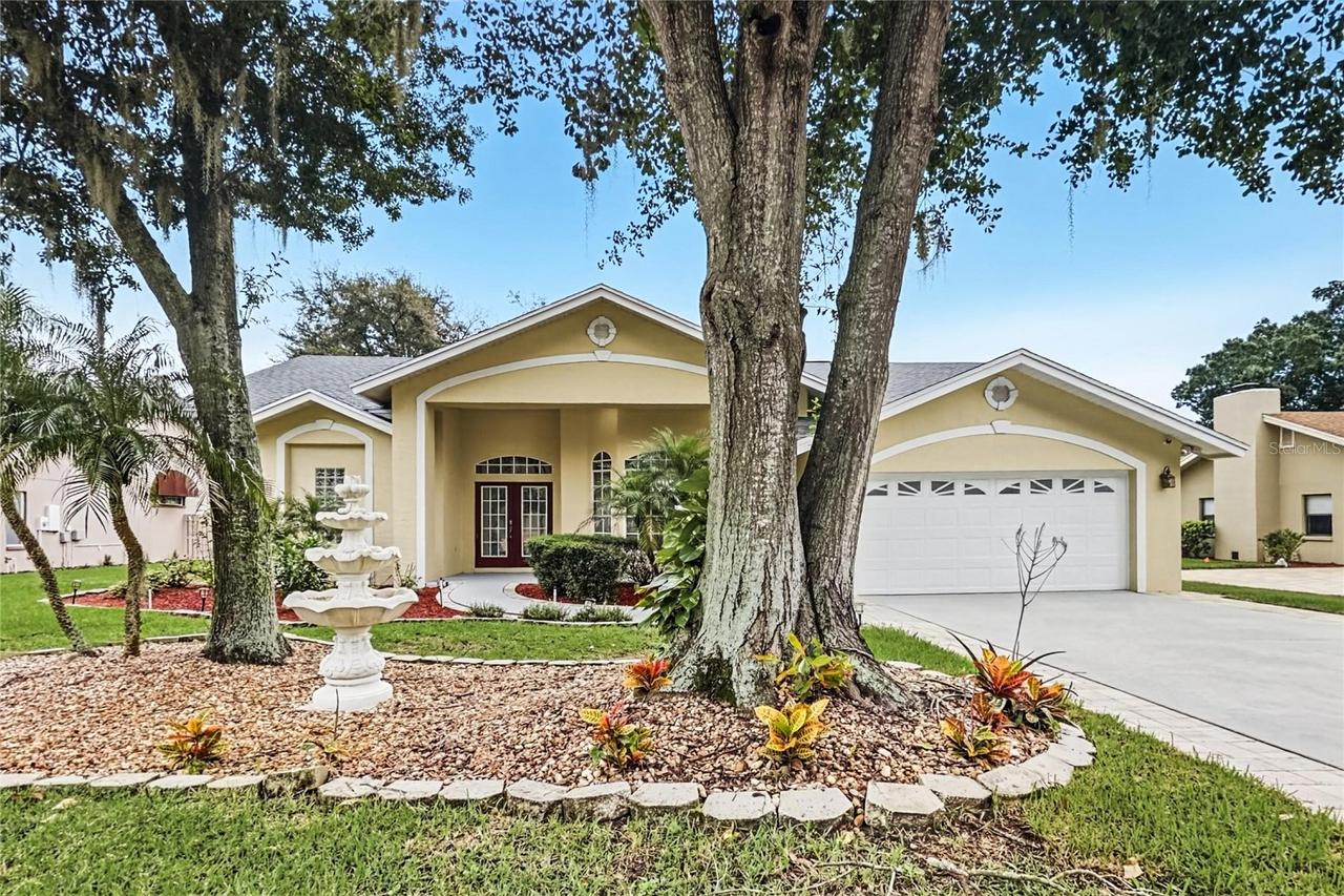 2820 Clubhouse Dr., Plant City, FL 33566