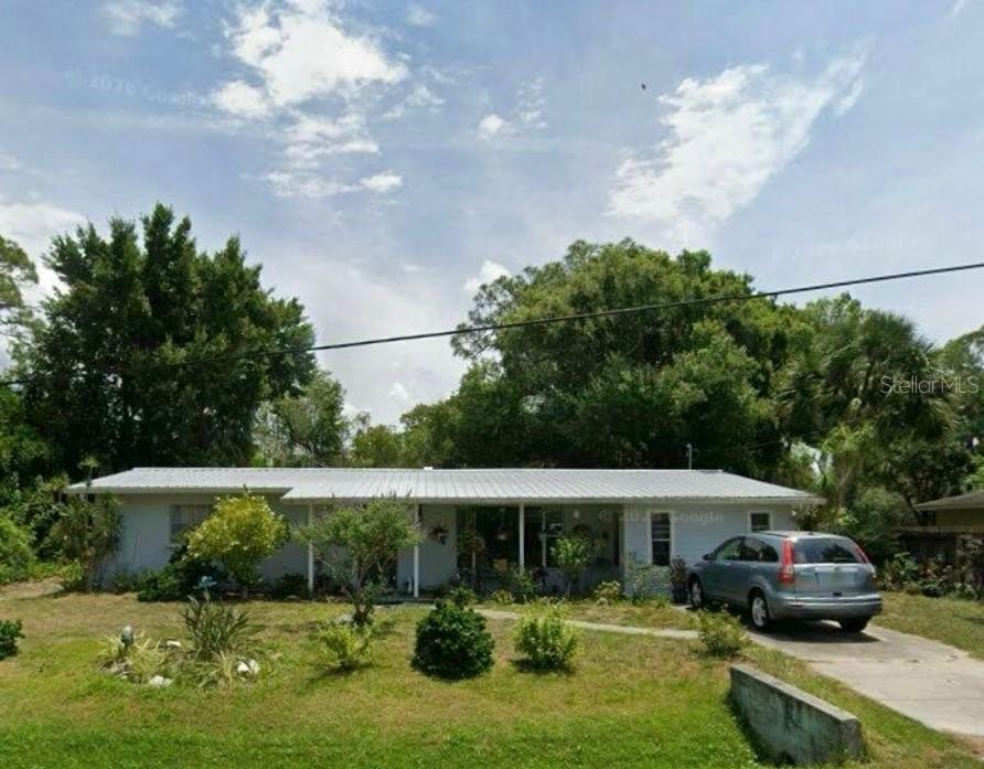2523 Sweetland Ave., Sarasota, FL 34232