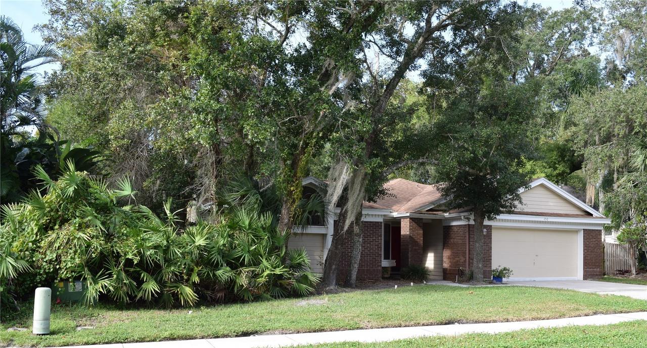 450 Cascade Ln., Palm Harbor, FL 34684