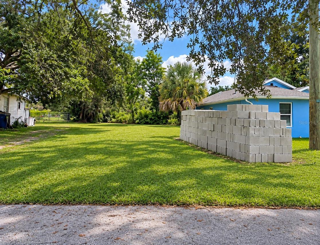 2910 E 32nd Ave., Tampa, FL 33610