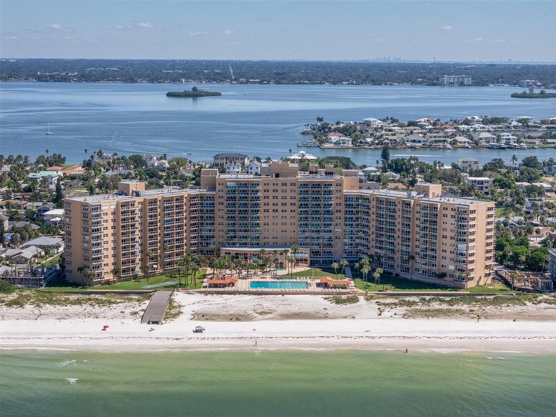 880 Mandalay Ave. #N210, Clearwater, FL 33767