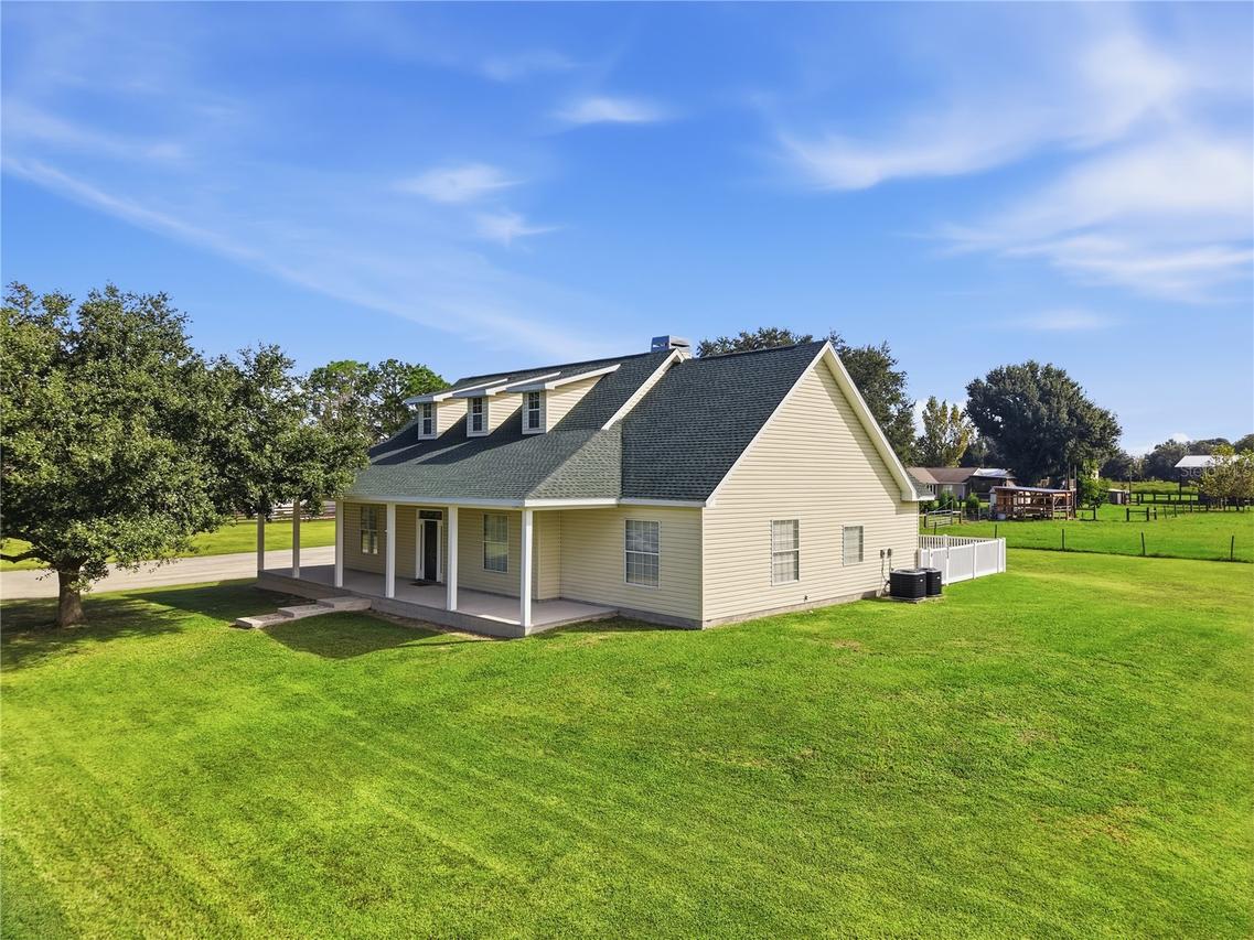4508 Holloway Grove Way, Plant City, FL 33567