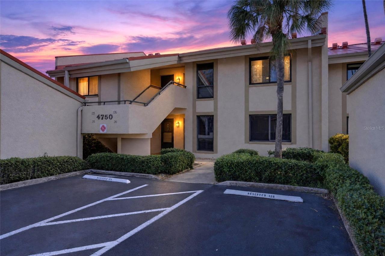 4750 Brittany Dr. #26, St Petersburg, FL 33715