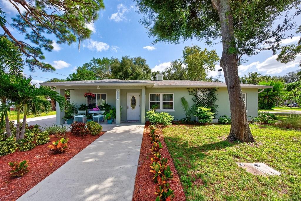 6436 Lambert Ln., New Port Richey, FL 34652