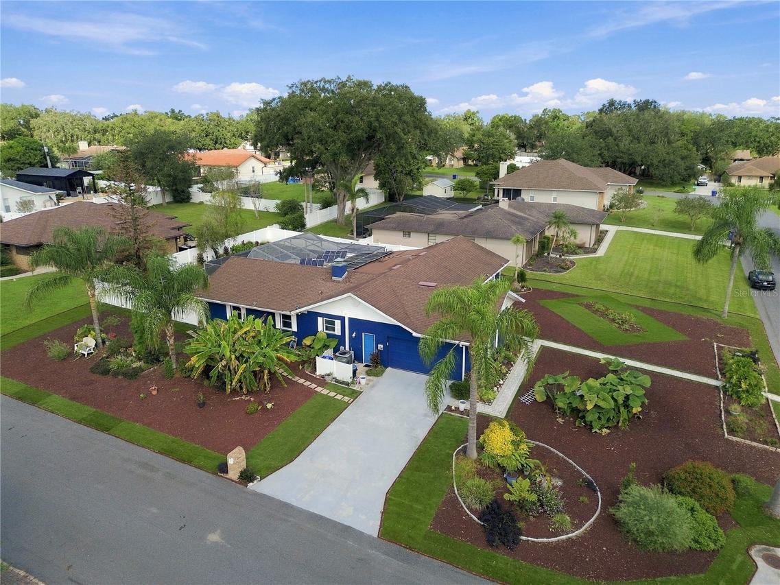 1851 Stella Ct., Lakeland, FL 33813