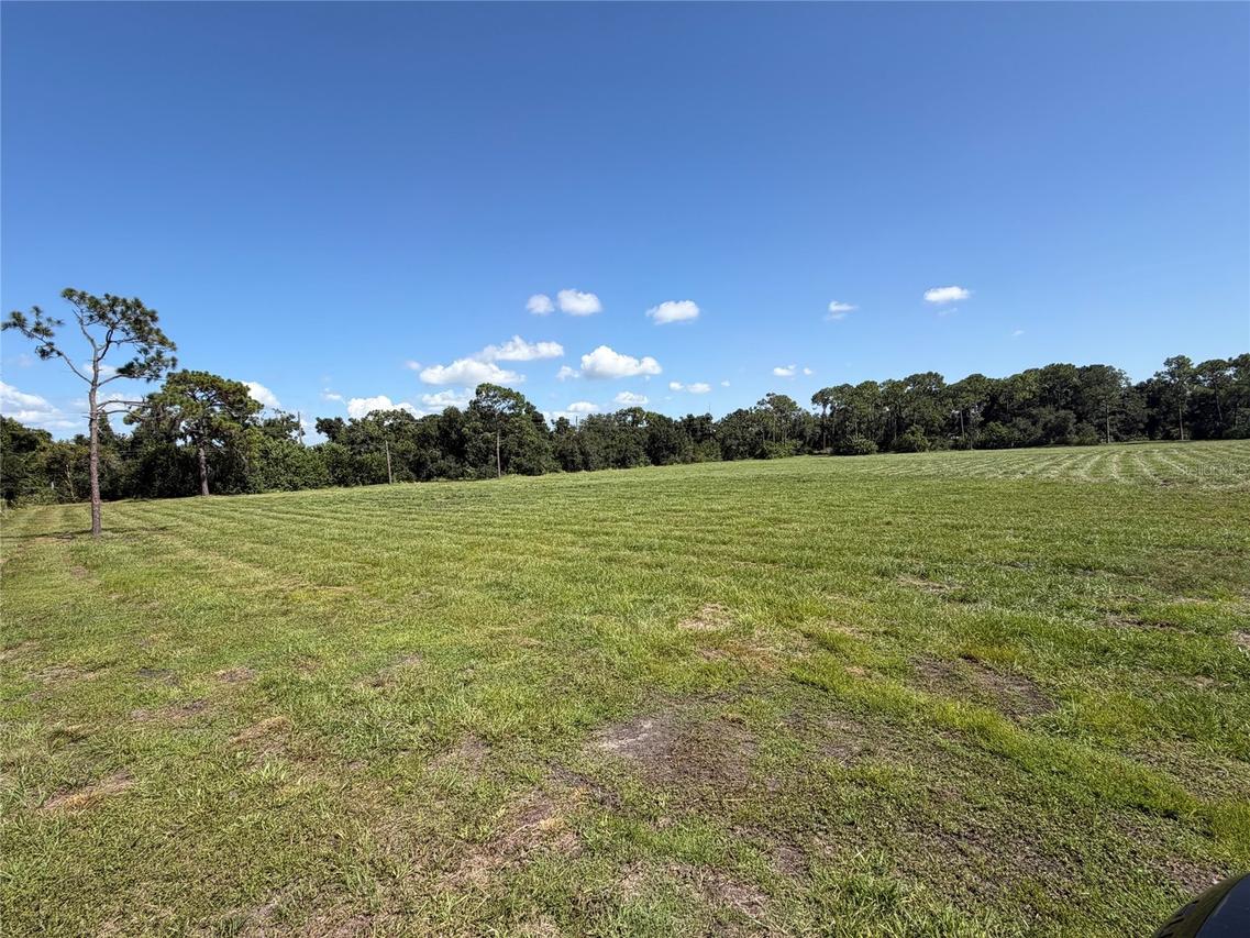SE 24th Av Se Ave., Ruskin, FL 33570
