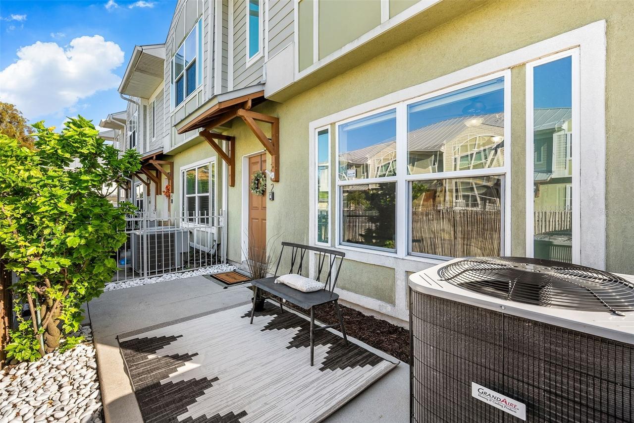 1282 Calusa Cir., Clearwater, FL 33755