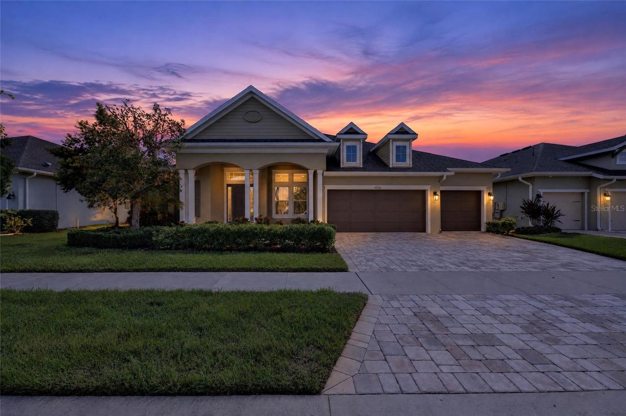 16726 Courtyard Loop, Land O Lakes, FL 34638