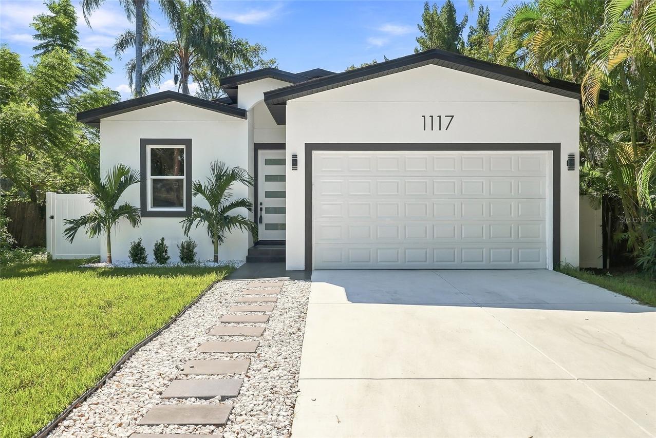 1117 15th Ave., Largo, FL 33770