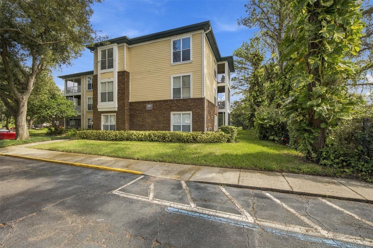 10020 Strafford Oak Ct. #914, Tampa, FL 33624