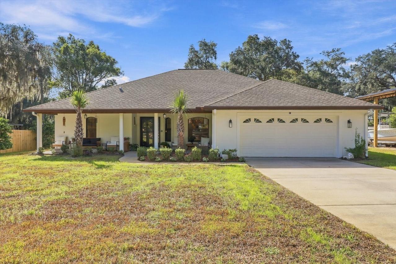 6459 W Riverbend Rd., Dunnellon, FL 34433