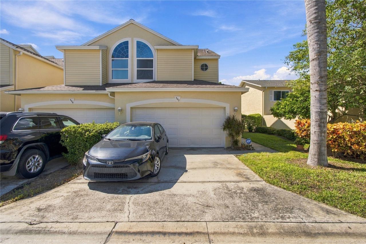 1050 Starkey Rd. #907, Largo, FL 33771