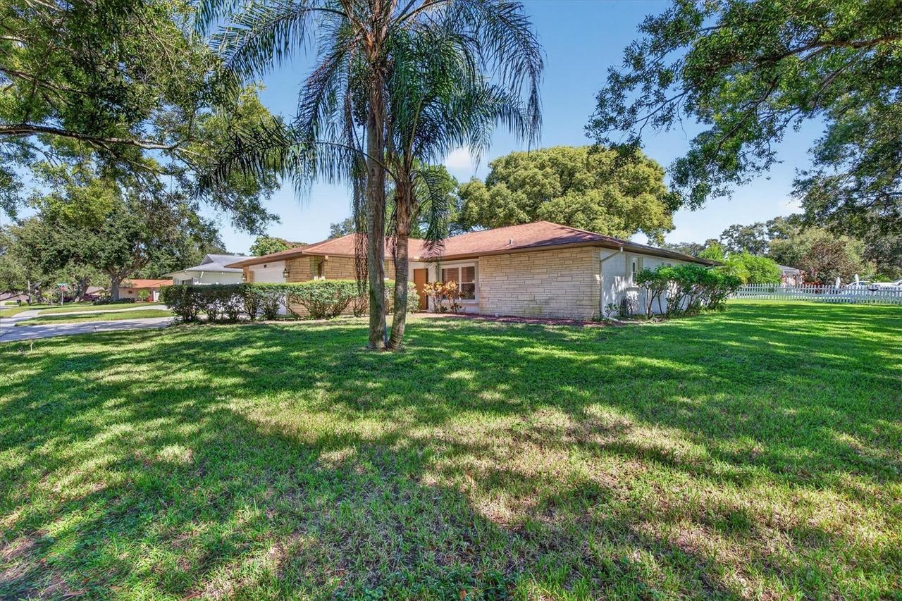 1311 Vermont Ave., Tarpon Springs, FL 34689