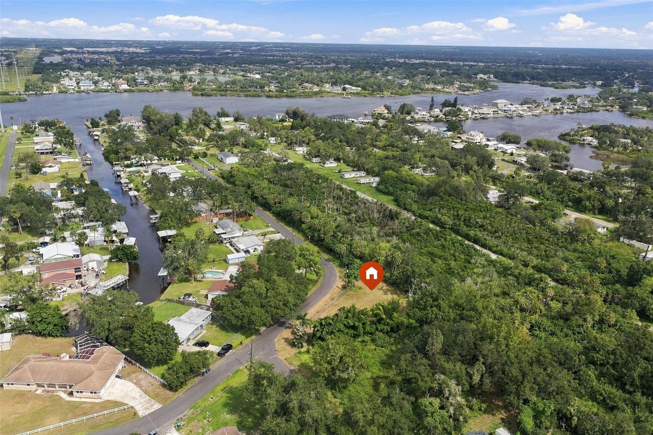 9938 River Dr., Gibsonton, FL 33534