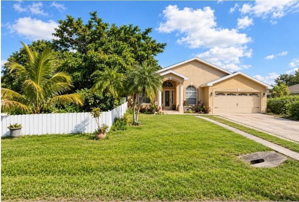 8027 N Hale Ave., Tampa, FL 33614