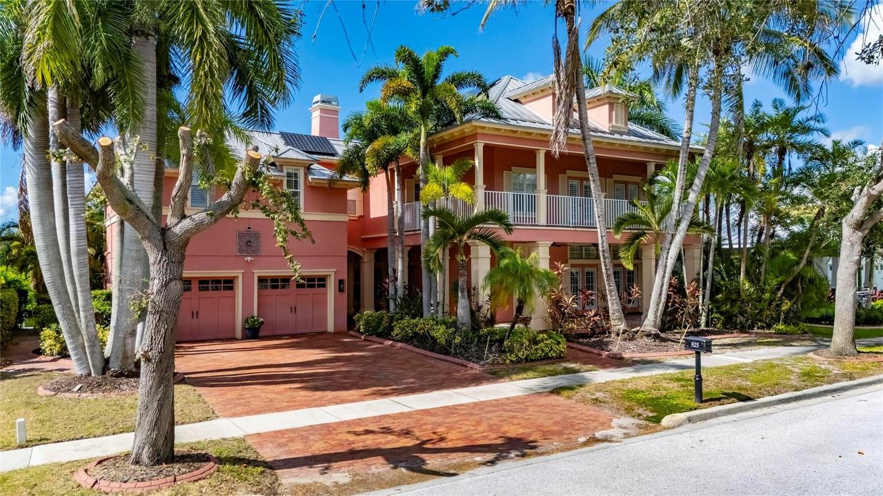 825 Islebay Dr., Apollo Beach, FL 33572