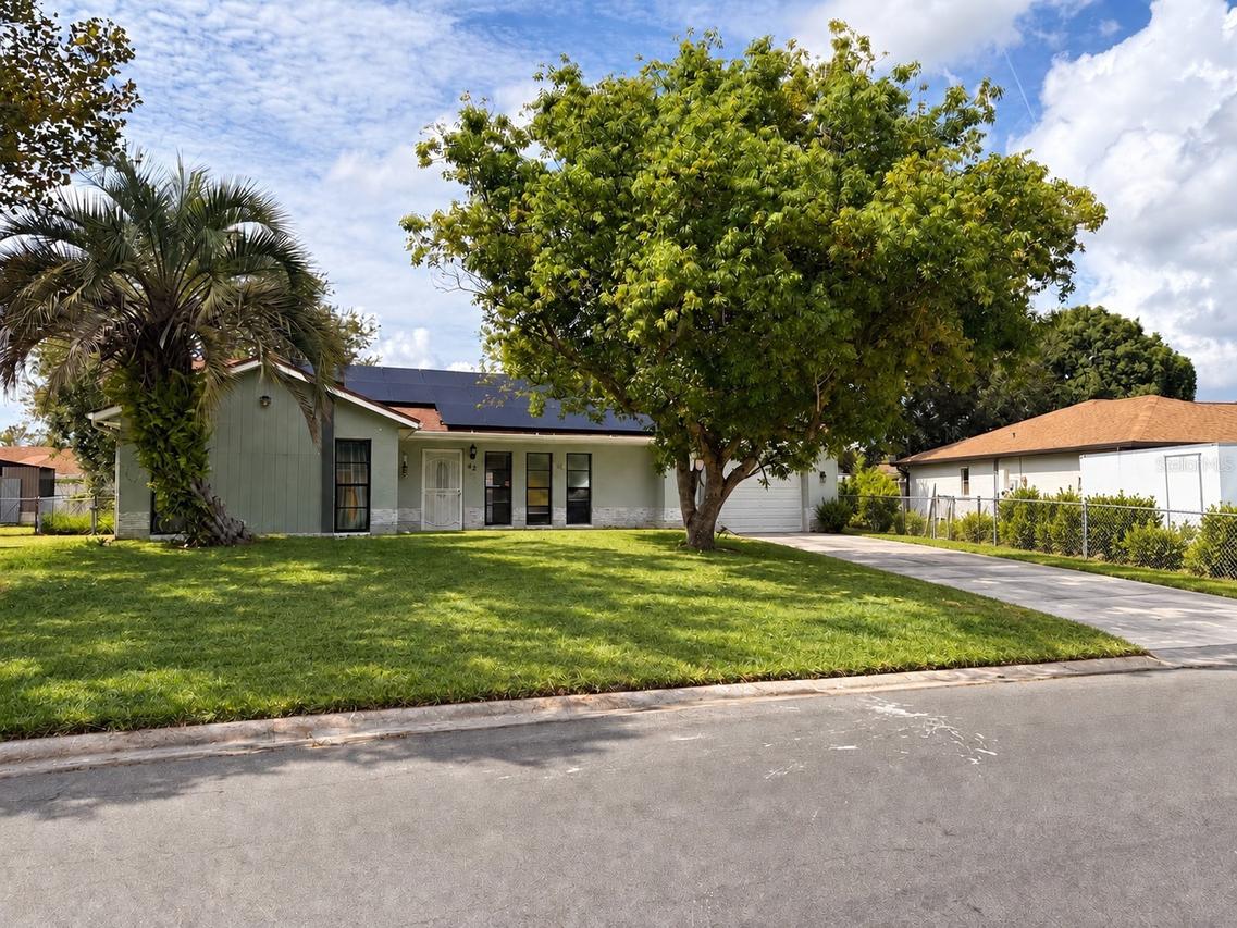 42 Wagon Cir., Kissimmee, FL 34743