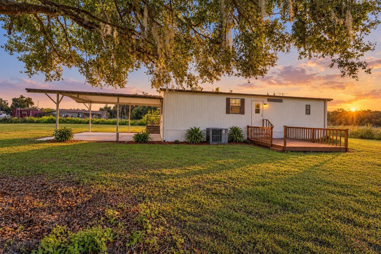 3807 Rooster Ln., Plant City, FL 33565