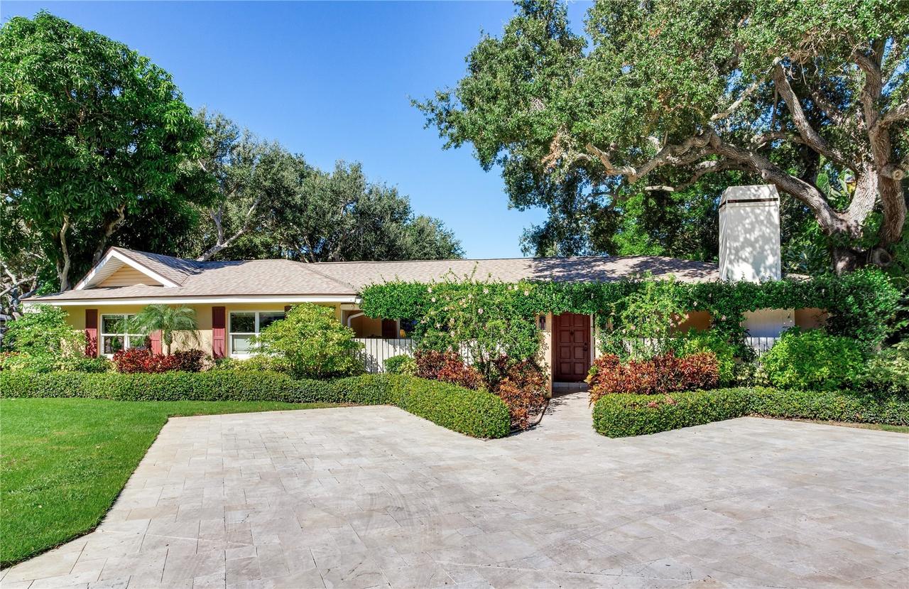 1734 Eagles Nest Dr., Belleair, FL 33756