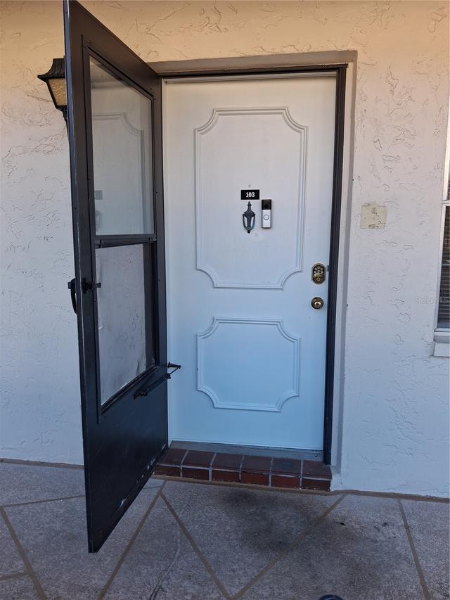 831 Maple Ct. #103, Dunedin, FL 34698