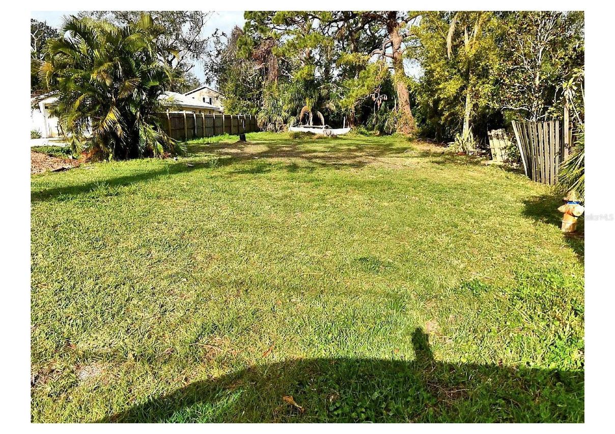 512 Pameto Rd., Nokomis, FL 34275