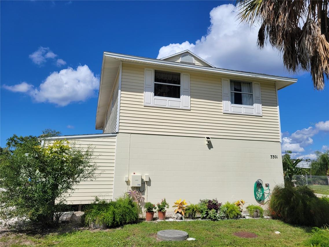 3301 W Shell Point Rd., Ruskin, FL 33570
