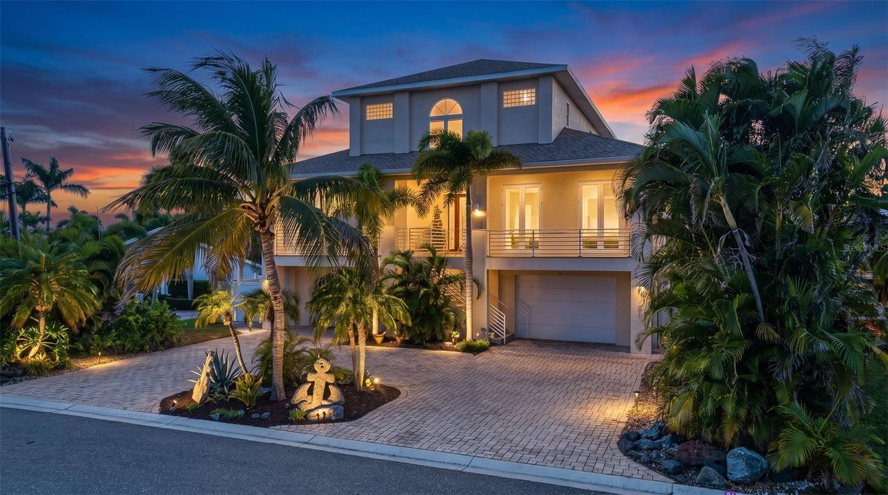 532 Johns Pass Ave., Madeira Beach, FL 33708