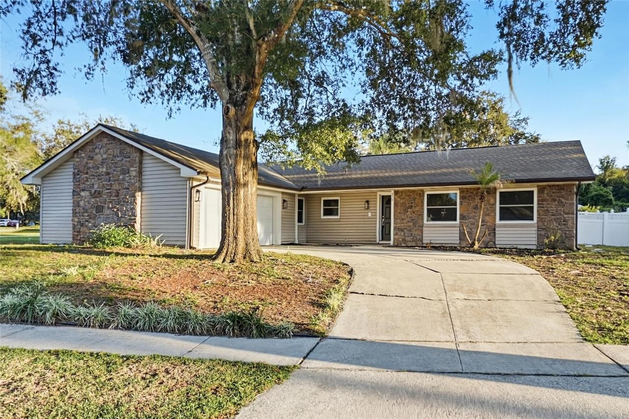 878 Benchwood Dr., Winter Springs, FL 32708