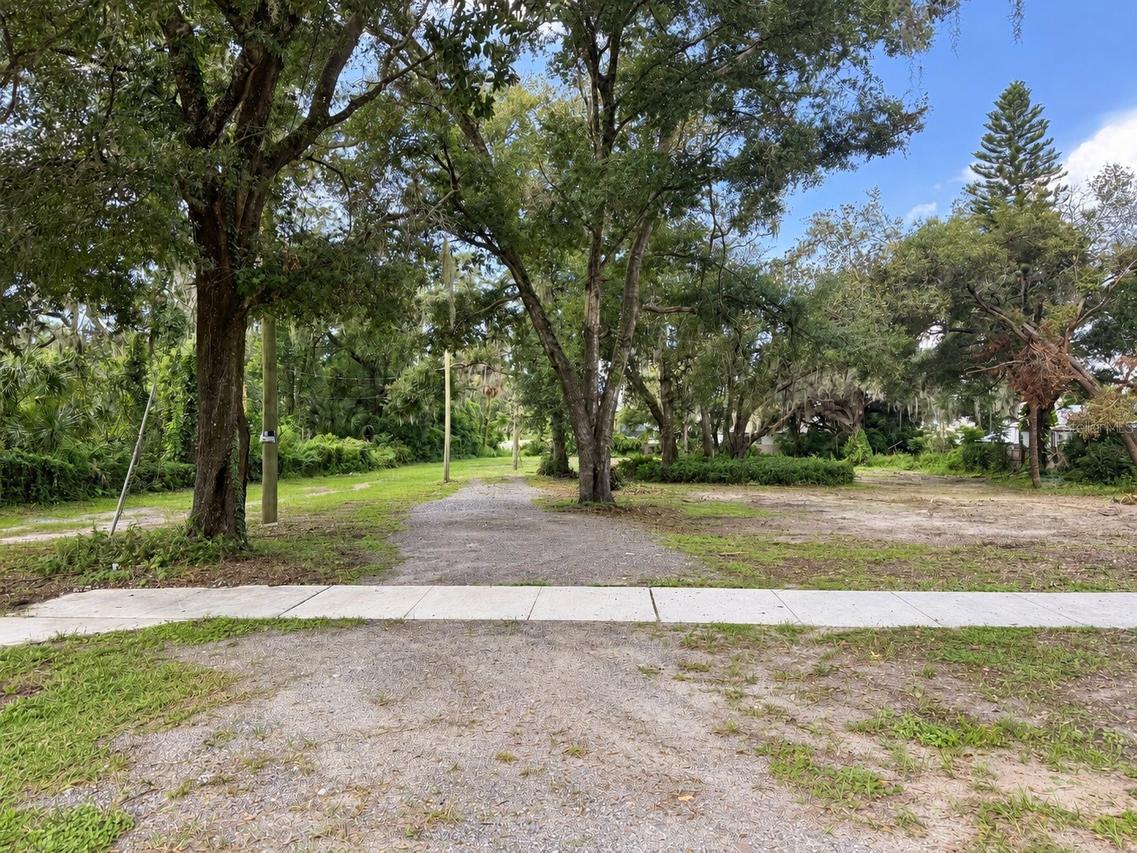 9703 Carr Rd., Riverview, FL 33569