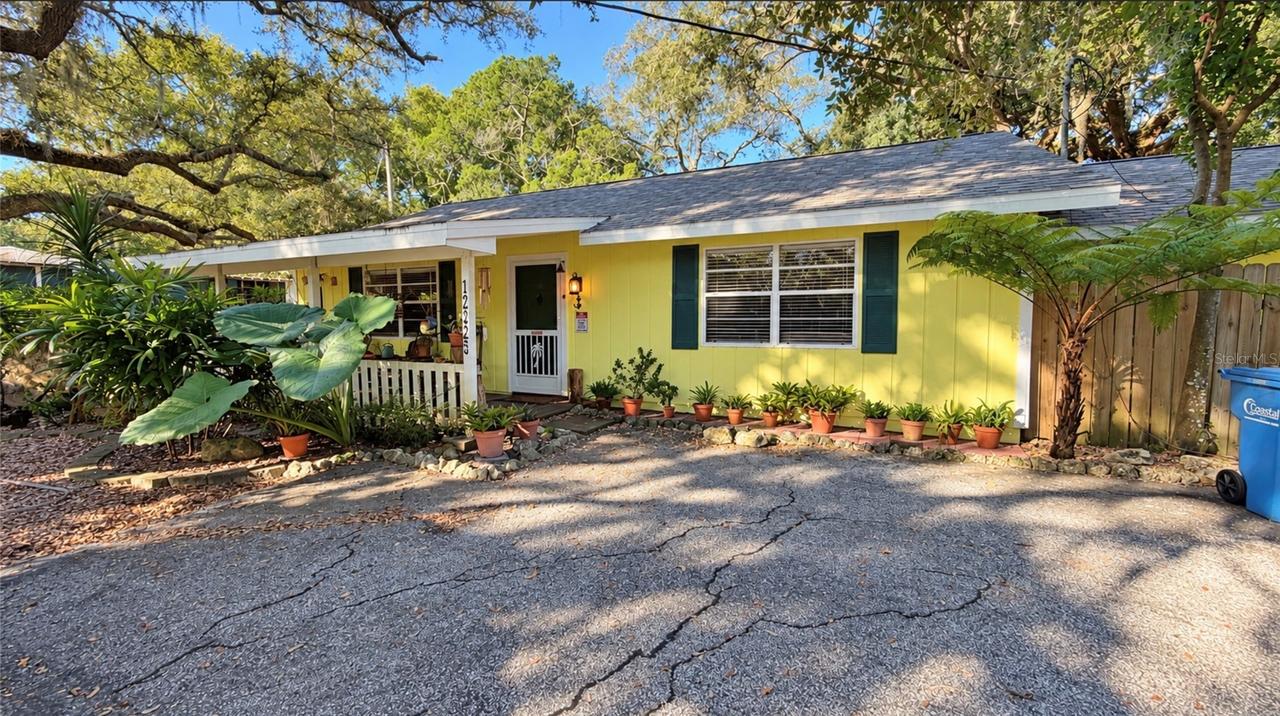 12325 Hicks Rd., Hudson, FL 34669