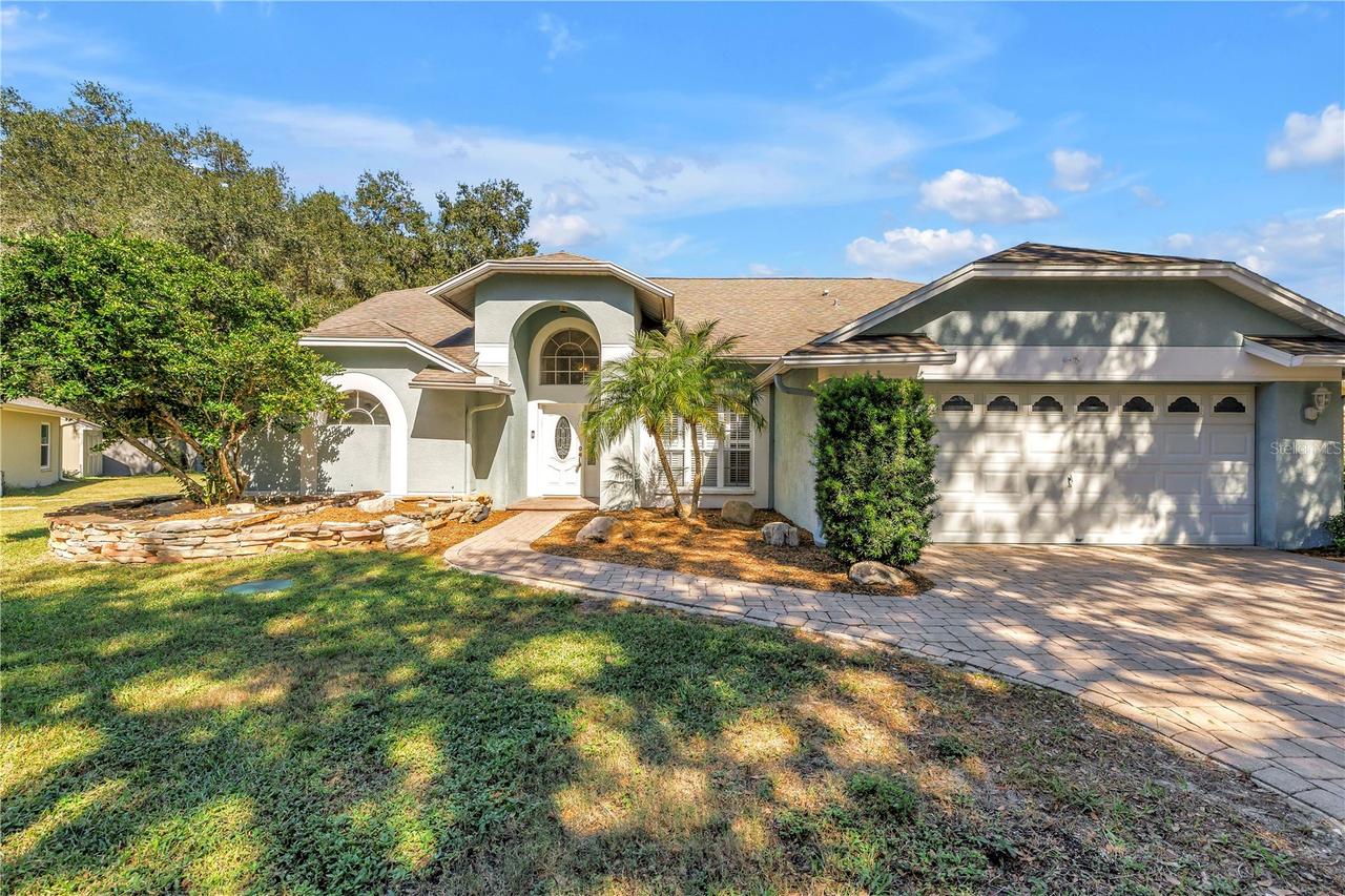 18520 Sunward Lake Pl., Lutz, FL 33549