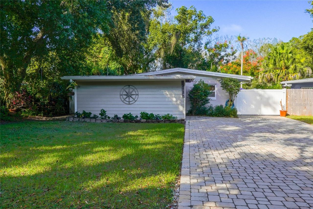 12736 Forest St., Tampa, FL 33612