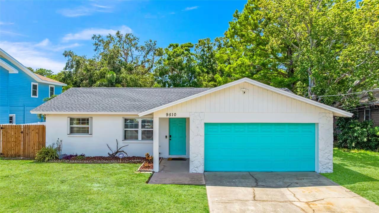 9510 134th Way, Seminole, FL 33776
