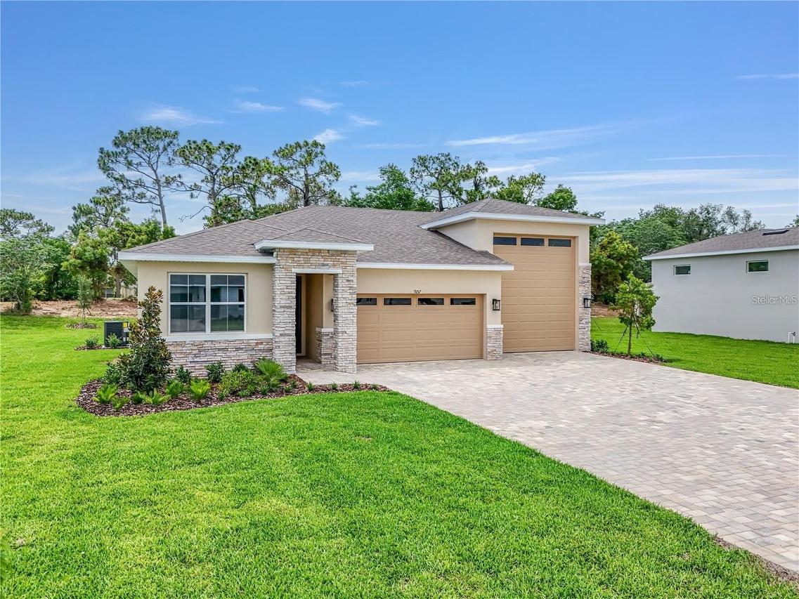 9157 Players Dr., Weeki Wachee, FL 34613
