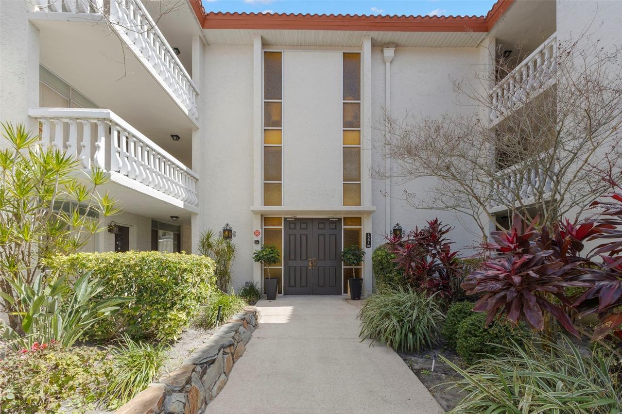 1001 Pearce Dr. #302, Clearwater, FL 33764
