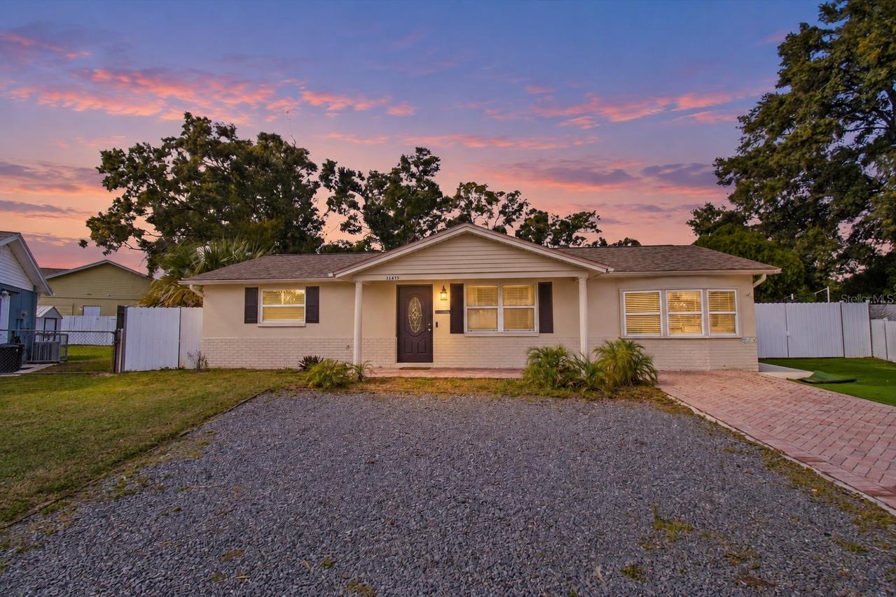 11625 Crystal Lake Dr., Port Richey, FL 34668