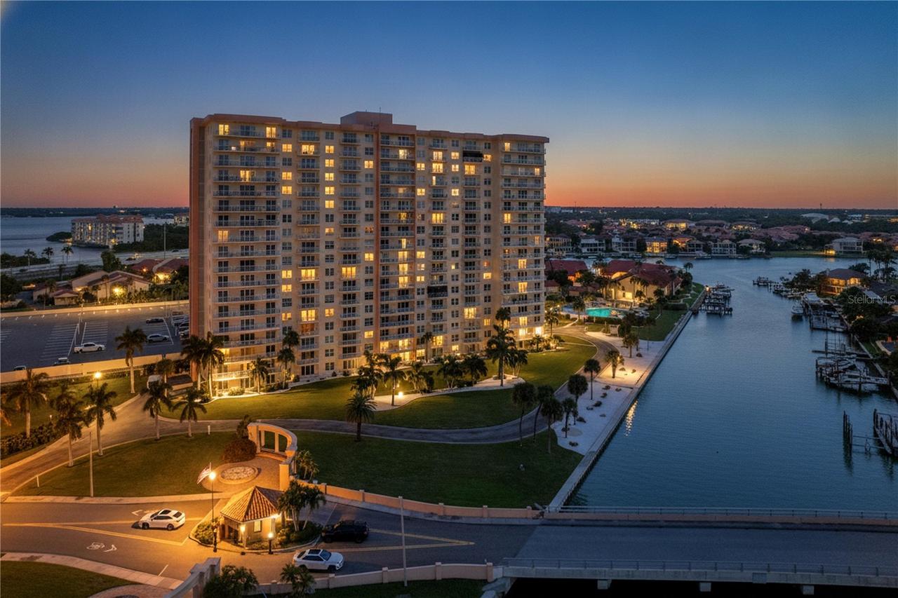 4900 Brittany Dr. #313, St Petersburg, FL 33715