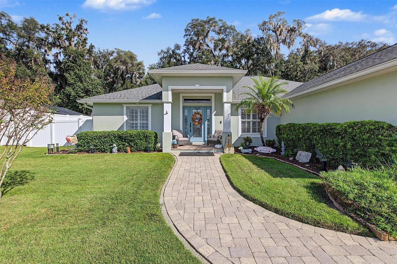 5294 Hidden Oaks Dr., Lakeland, FL 33811