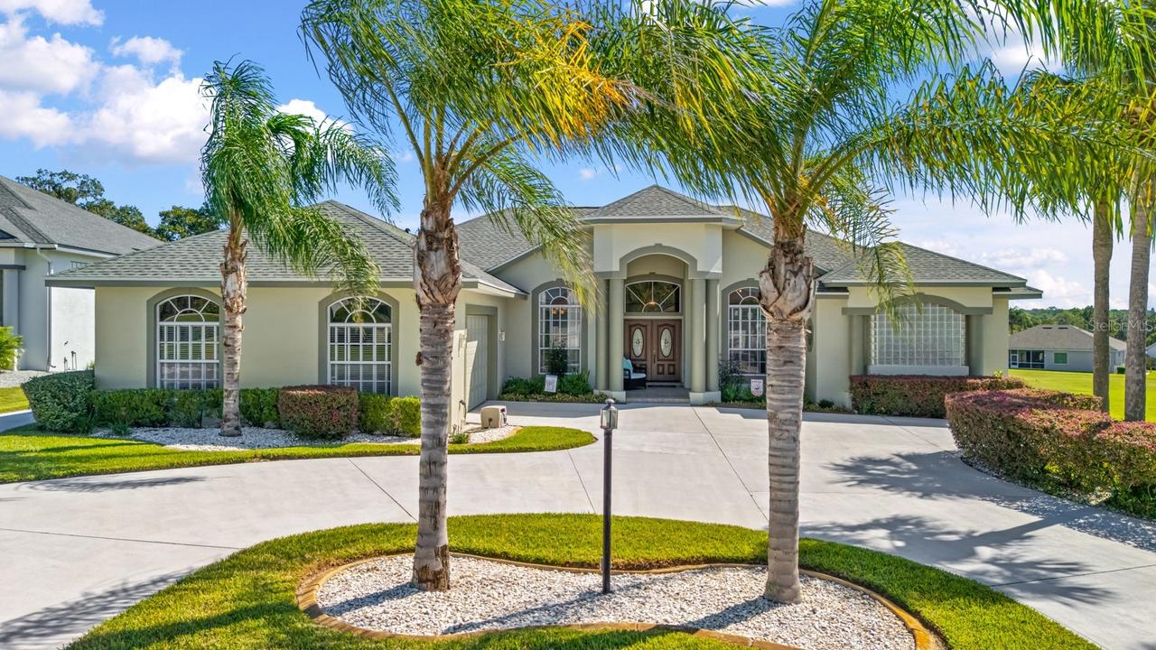 2751 Huntington Hills Dr., Lakeland, FL 33810
