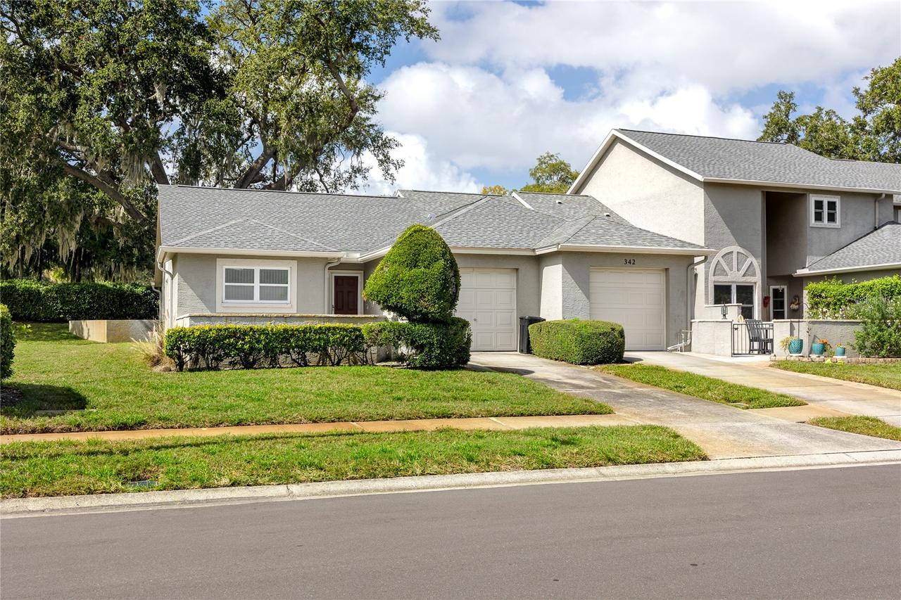 340 Buckingham Pl., Palm Harbor, FL 34684