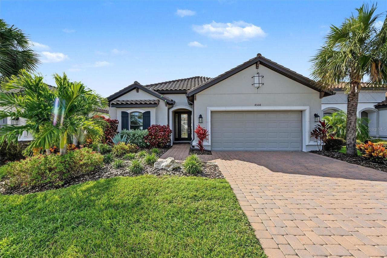 4508 Crestpoint Way, Palmetto, FL 34221