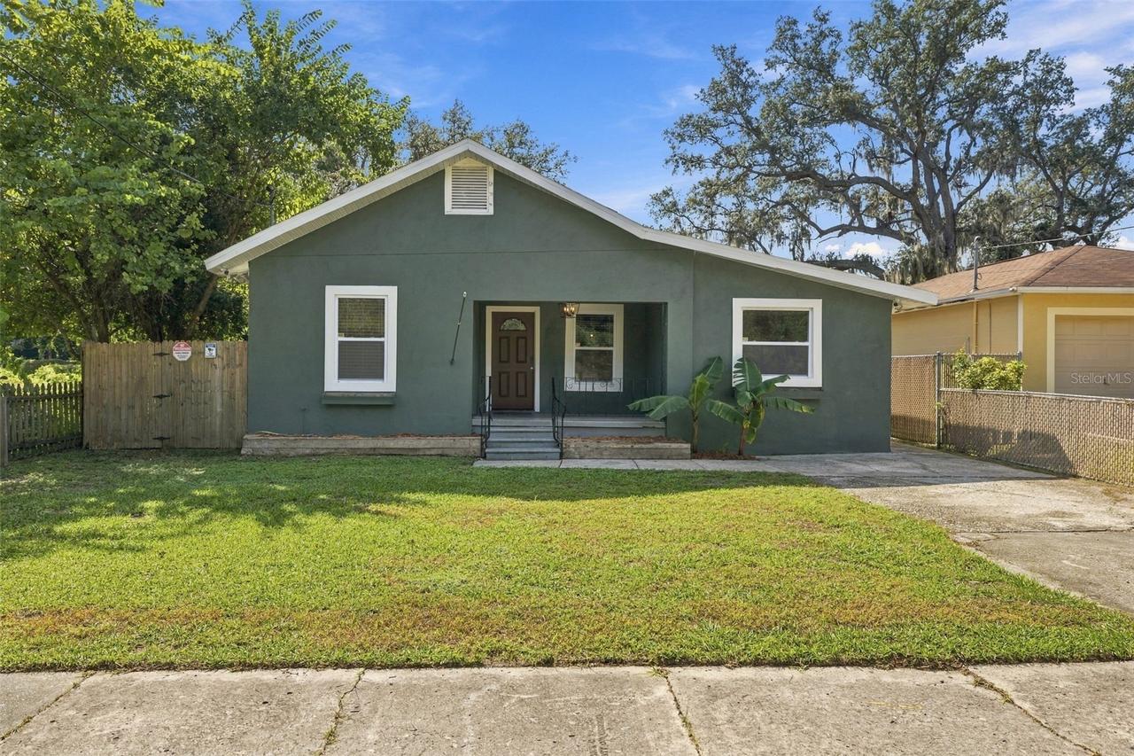 2005 E North Bay St., Tampa, FL 33610