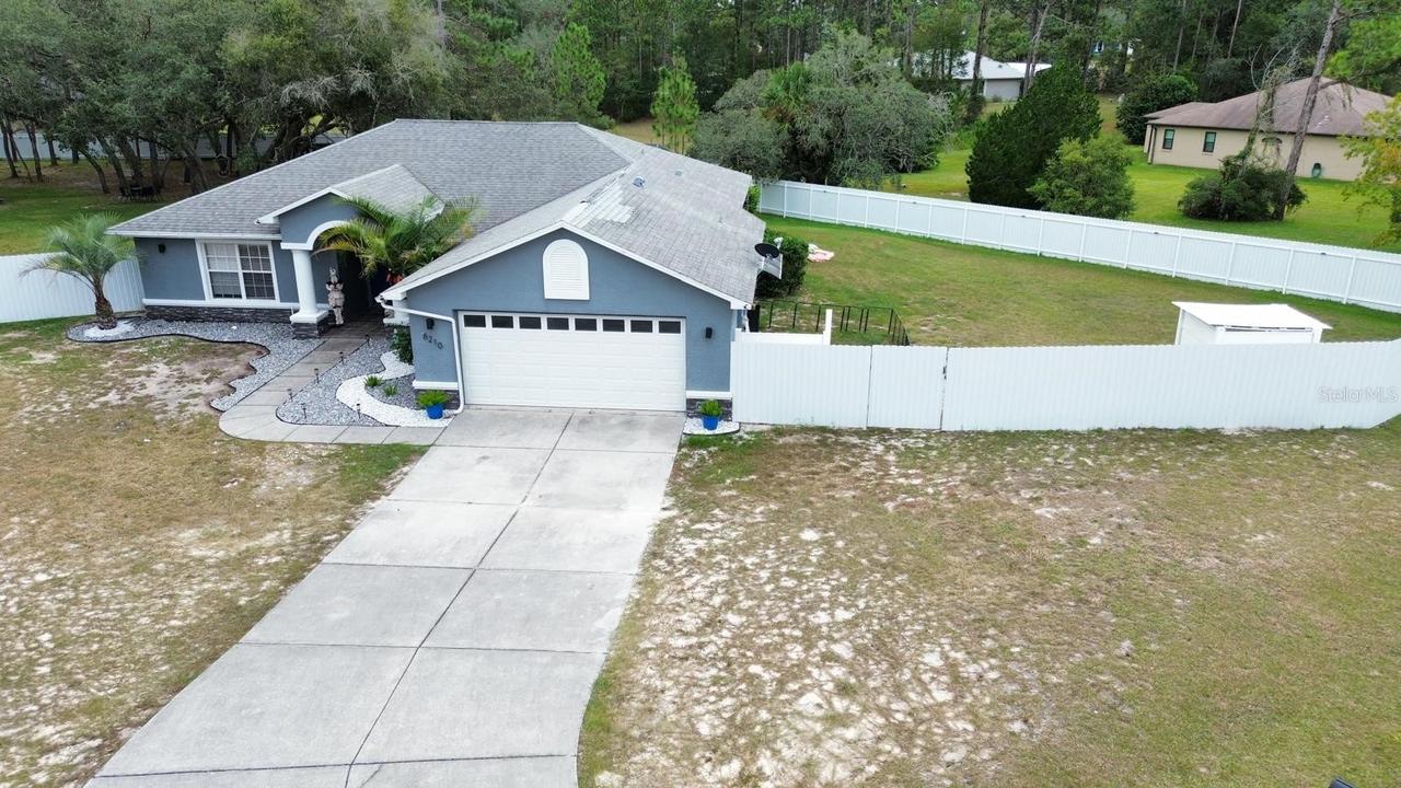 8210 Mackinaw Rd., Weeki Wachee, FL 34613