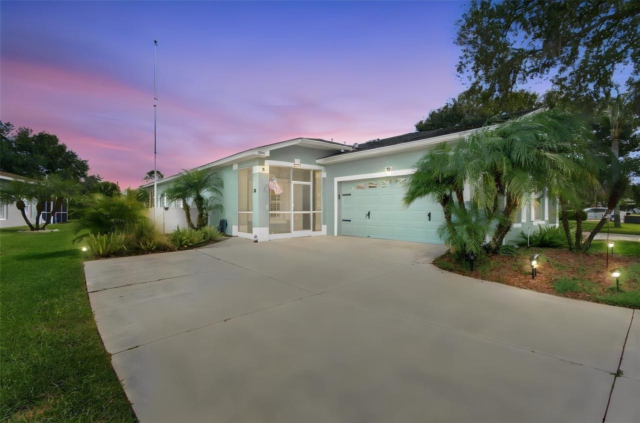 8002 Shaddock Pl., Land O Lakes, FL 34637