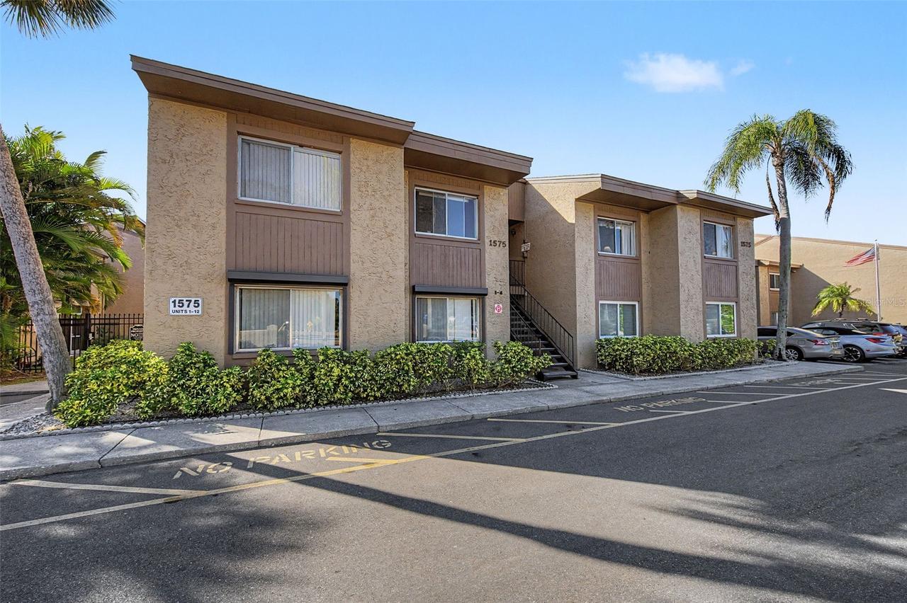 1575 Greenlea Dr. #4, Clearwater, FL 33755